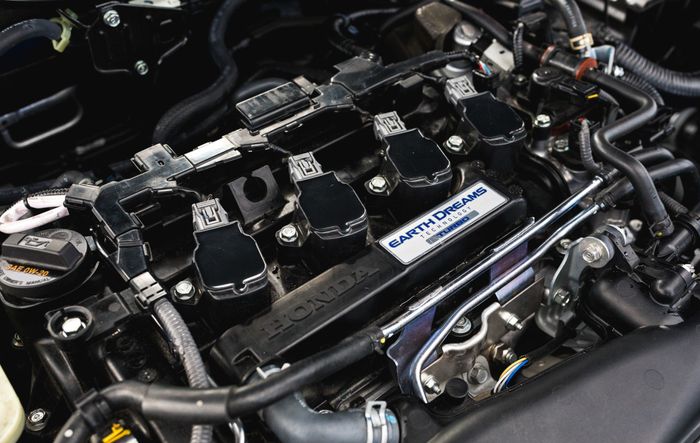Modifikasi Honda Civic Hatchback Turbo sudah ganti mesin Civic Si bertenaga 200 dk