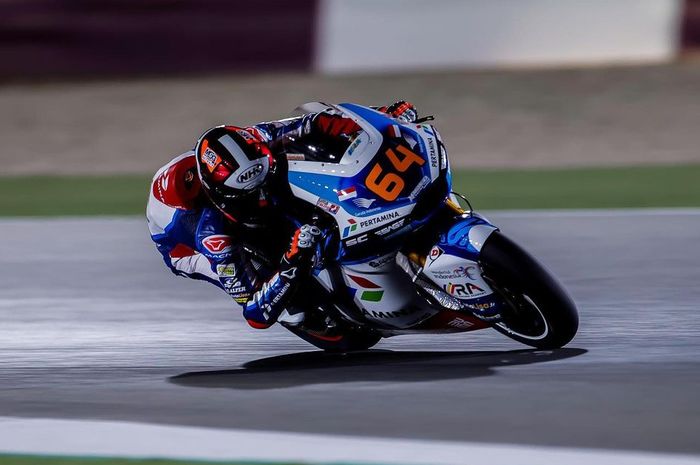 Hasil Kualifikasi Moto2 Qatar 2021: Pembalap Pertamina Mandalika SAG Team start baris terdepan, Sam Lowes raih pole position