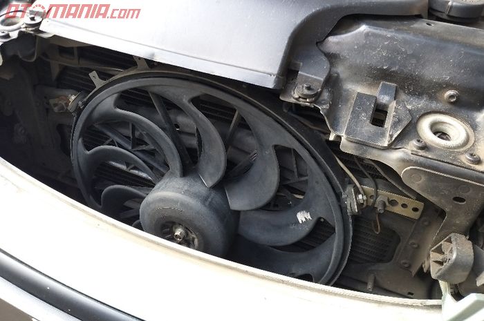 Dampak extra fan radiator mobil mati
