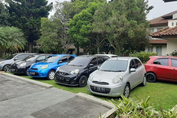 Nissan March Indonesia (March-I) Chapter Depok-Pamulang gelar mini touring