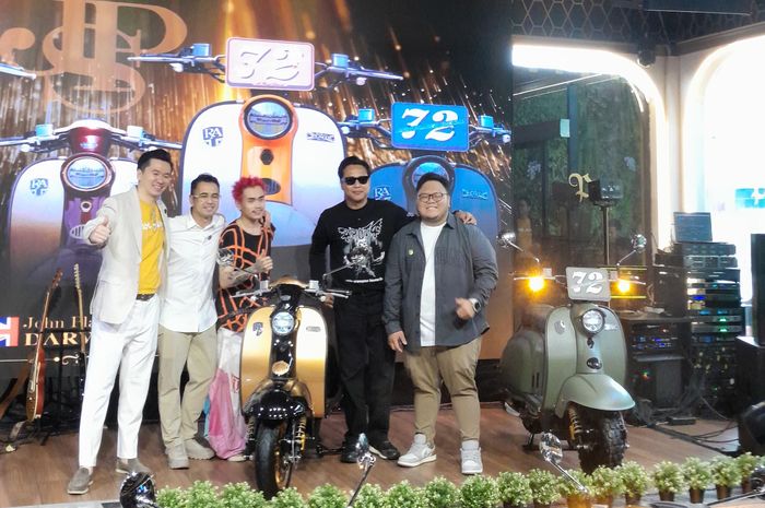 Royal Alloy Indonesia resmi meluncurkan skuter terbarunya, Jhon Player Special (JPS) Darwinbro 245, yang digelar di kawasan Parle Senayan