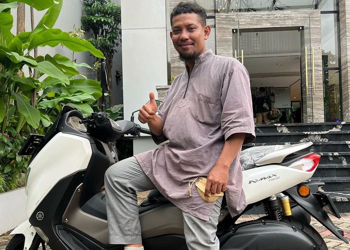 Charlie, driver ojol yang mendapat hadiah dari Gilang Widya Pramana Juragan 99.