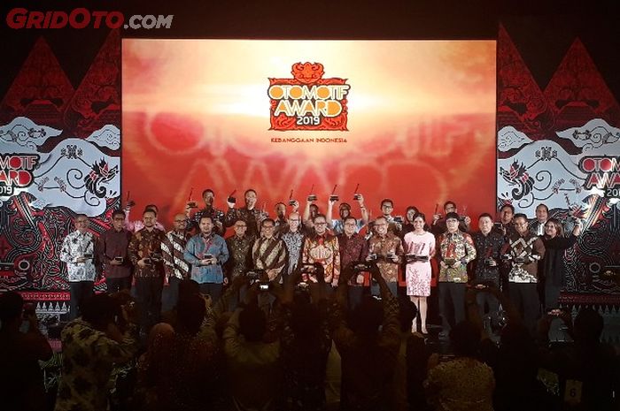 Para pemenang OTOMOTIF Award 2019