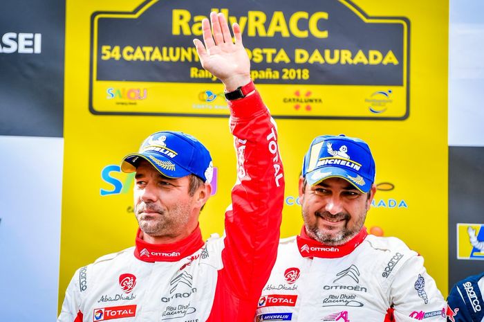 Sebastien Loeb (kiri) bersama co-driver Daniel Elena, saat memberi kemenangan kepada Citroen di reli Catalunya 2018