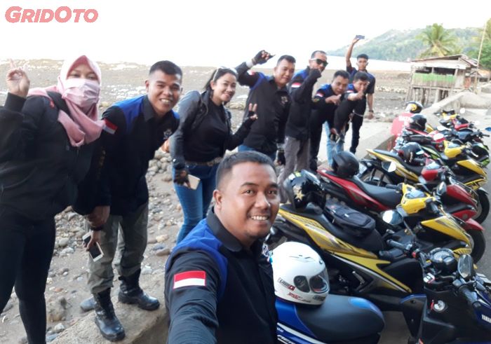 Narsis di pinggir pantai dulu