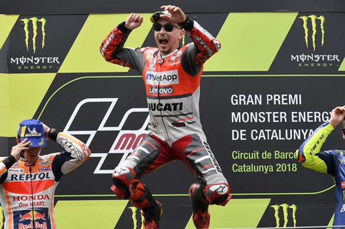 Jorge Lorenzo saat juara MotoGP Catalunya (17/6/2018) bikin bos besar Ducati ngaku salah