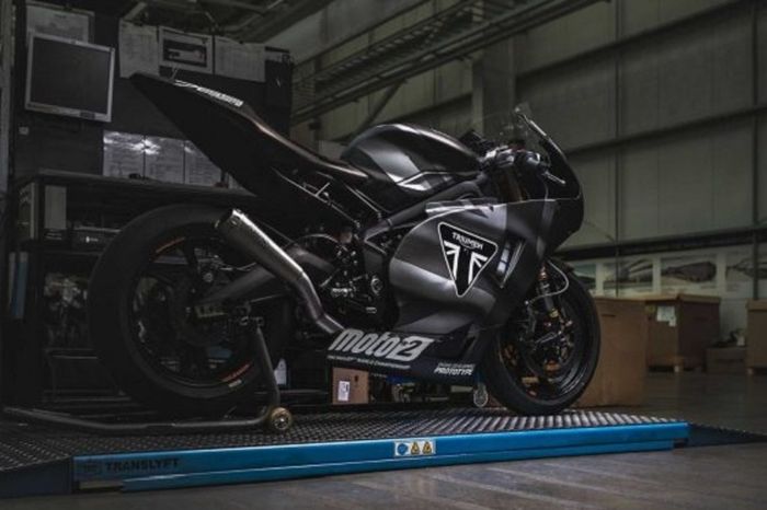 Triumph Moto2