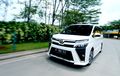 Toyota Voxy dan Nissan Serena Satu Segmen, Kapasitas Mesin Sama, Ini Yang Unggul di Konsumsi Bahan Bakar