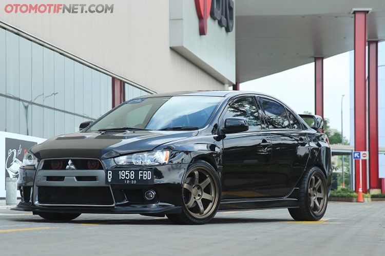 Hanya Mitsubishi Lancer Ex Tapi Kalau Sudah Jadi Evo X Jangan