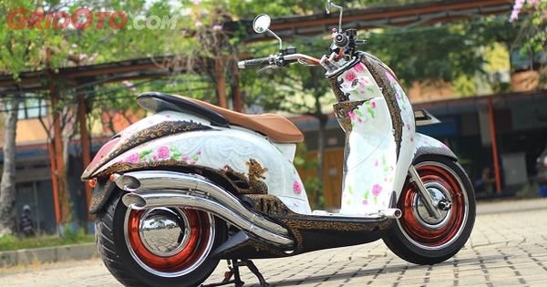 Honda Scoopy Bobber Nekat Pakai Pelek Mobil Jadi Berisi Gridoto Com