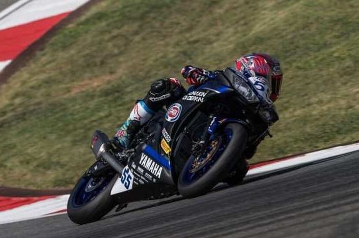 Galang Hendra Pratama emban tugas berat di raceday WSSP300 Portuga besok