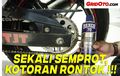 Cara Simpel Bersihkan Rantai dan Gir Motor, Cuma Semprot dan Diamkan