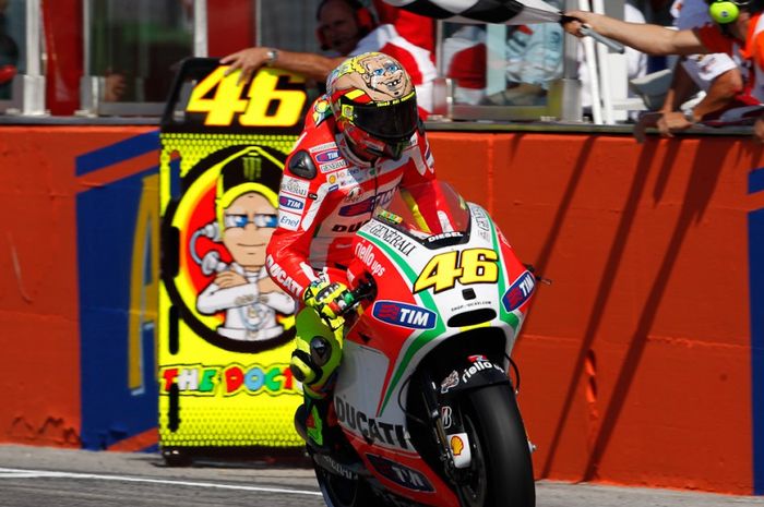 Sporting Director Ducati Corse, Paolo Ciabatti, mengomentari kiprah Valentino Rossi yang gagal total kala membela timnya di MotoGP