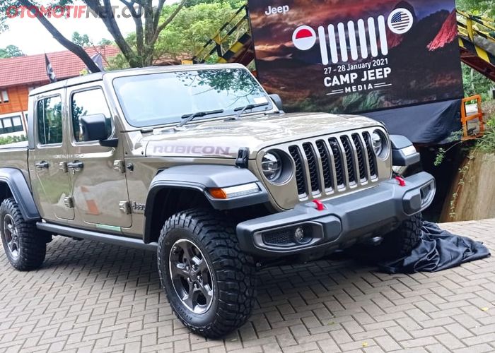 Jeep Gladiator JT Rubicon Diluncurkan, Double Cabin Seharga Rp 2,2 M -  