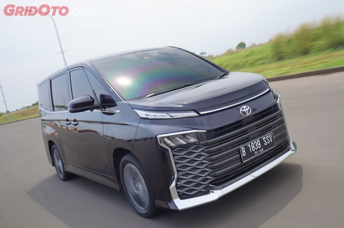 Mobil baru Toyota Voxy 2022 dengan Toyota Safety Sense 3.0