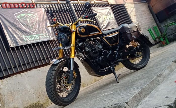 Scrambler basis Yamaha Scorpio pasang oil cooler
