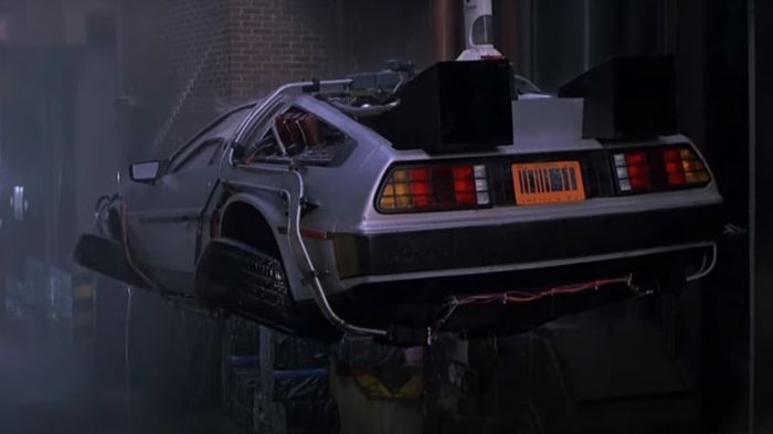 DMC DeLorean di film fiksi 