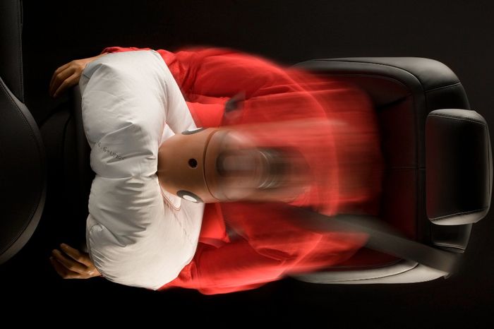 Ilustrasi airbag Mercedes-Benz