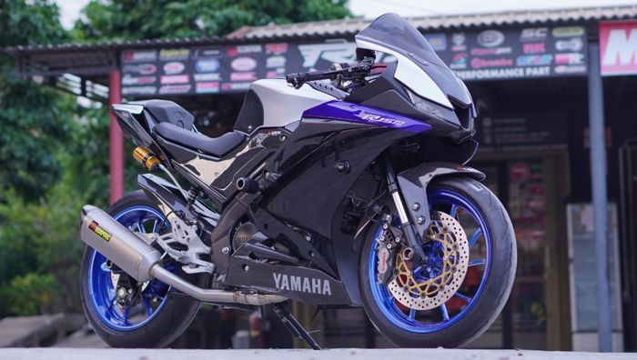 Yamaha R15 V3 Tampang Hedon