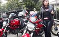 Sudah Cantik Jago Naik Ducati, Cewek Ini Pernah Turing ke Eropa Sendiri