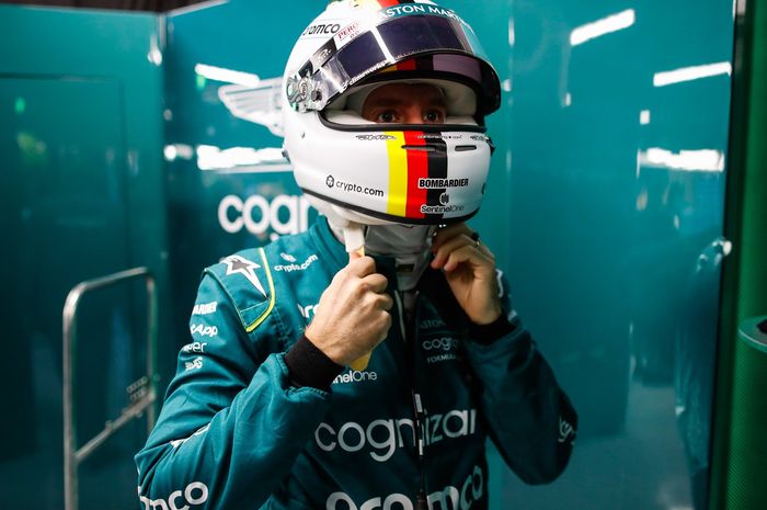 Sebastian Vettel tegaskan menolak untuk balapan di Rusia jika F1 menyambangi Sirkuit Sochi musim ini