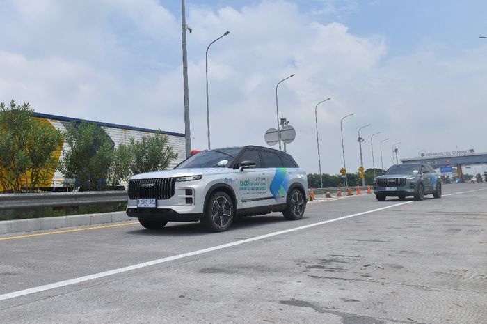 JAECOO J7 SHS di event JAECOO Super Hybrid Marathon Jakarta-Bali Long Range&nbsp;Test&nbsp;Drive