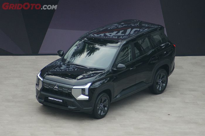 Mitsubishi Destinator 