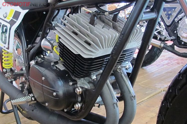 Potong Silinder Head Dengan Milling Lebih Presisi Gridoto Com