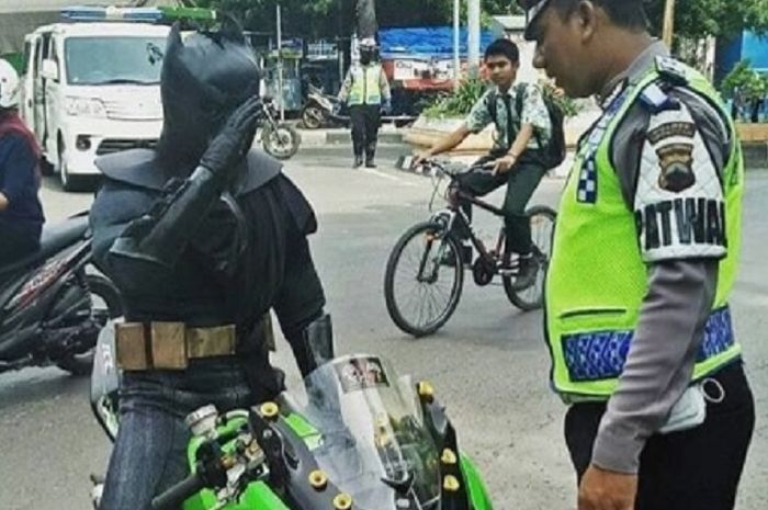 Batman pun ditangkap