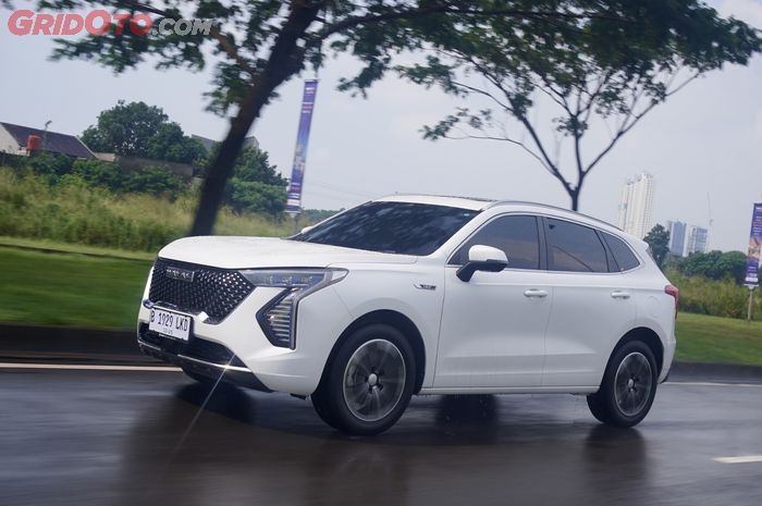 Dengan akselerasi yang cukup cepat, konsumsi BBM Haval Jolion HEV bisa mendapatkan angka seirit ini.