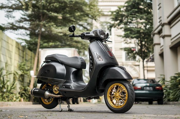 Modifikasi Vespa GTS 150 milik Atta Halilintar garapan Scooter VIP
