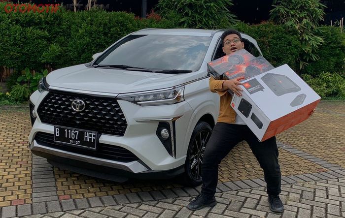 Toyota Veloz GridOto pasang paket audio JBL
