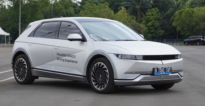 Mobil listrik Hyundai IONIQ