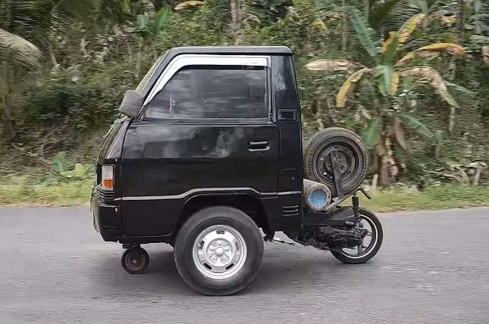 Pikap Mitsubishi L300 kepala buntung kawin silang mesin Honda BeAt