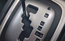 Begini Cara Mundur Pakai Mobil Matic yang Benar, Simak dan Ikuti