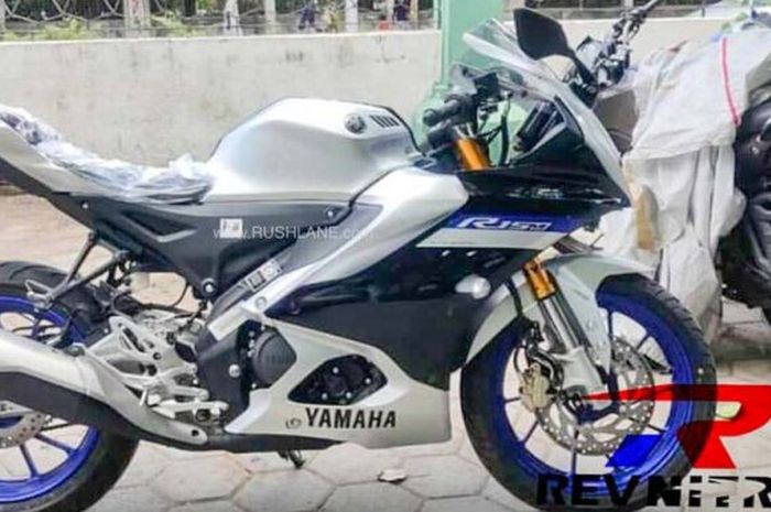 Tampilan motor baru Yamaha dengan penambahan fitur NMAX.