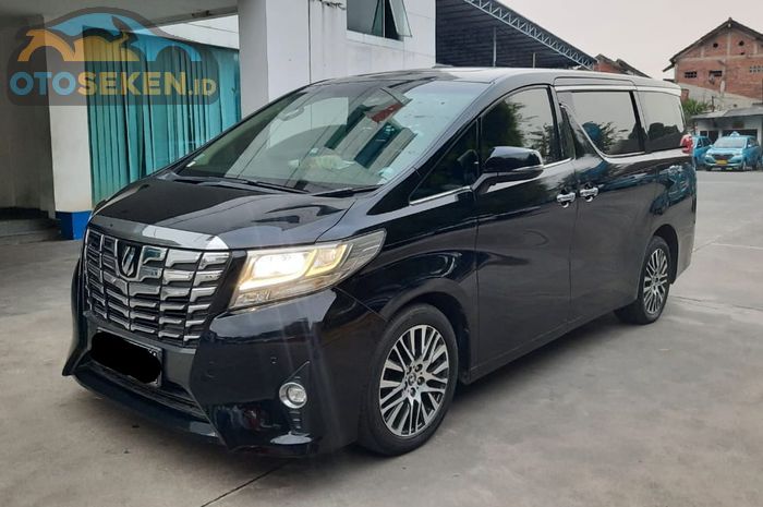 Spesifikasi dan harga Toyota Alphard tahun 2015 seken