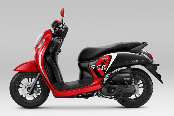 Honda Scoopy Sporty Red