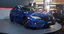 Wow, Honda Civic Hatchback RS Lebih Mahal dari Mazda3 Hatchback!