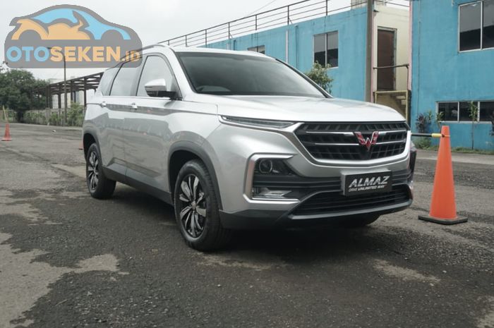 Wuling Almaz 