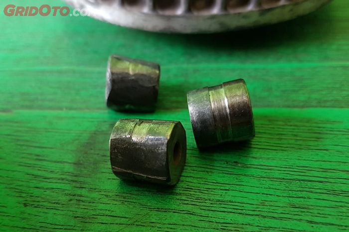 Roller peyang bahkan tinggal besinya doang