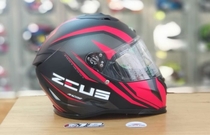 Helm Zeus Edisi Anniversary JH