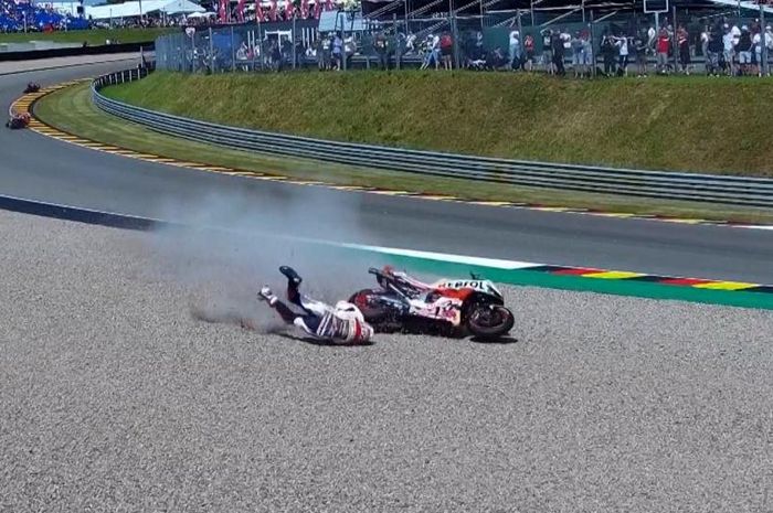 Marc Marquez crash di sesi warm up MotoGP Jerman 2023