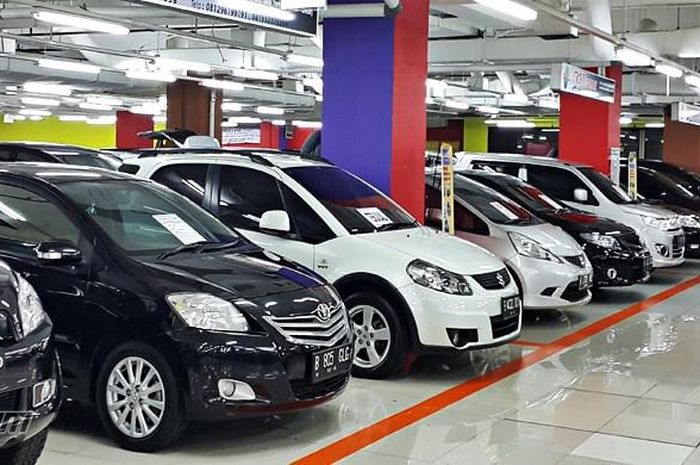 Ilustrasi showroom pedagang mobil bekas