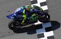 Inilah Ritual Valentino Rossi Sebelum Balapan. Tapi Enggak Komat-Kamit Lho