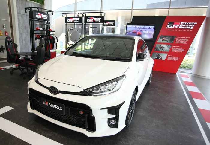 GR Yaris yang dipajang di GR Zone Auto2000 BSD City.