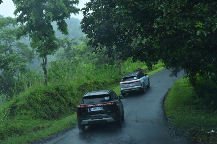 Matikan AC mobil bikin mesin lebih bertenaga?