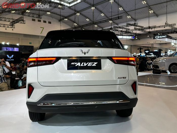 Wuling Alvez S