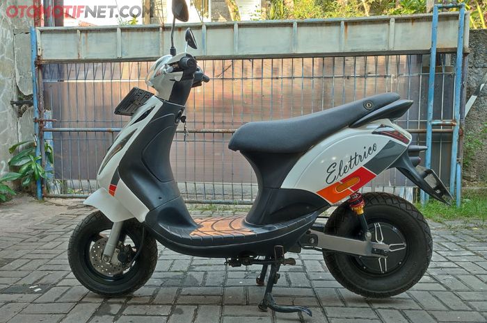 Piaggio Zip yang sudah konversi ke listrik