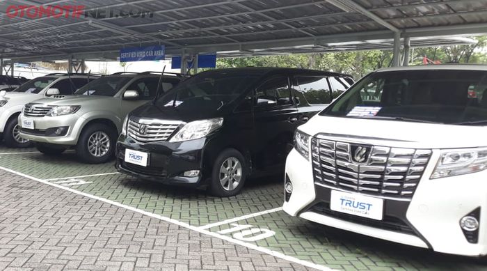 Deretan mobil bekas yang dijual di Toyota Trust